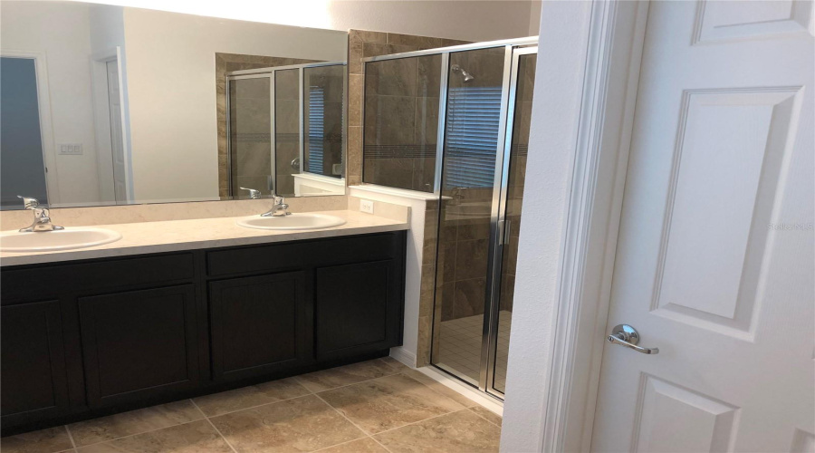 DAVENPORT, Florida 33897, 4 Bedrooms Bedrooms, ,2 BathroomsBathrooms,Residential,For Sale,OGELTHORPE,0,MFRO6336423