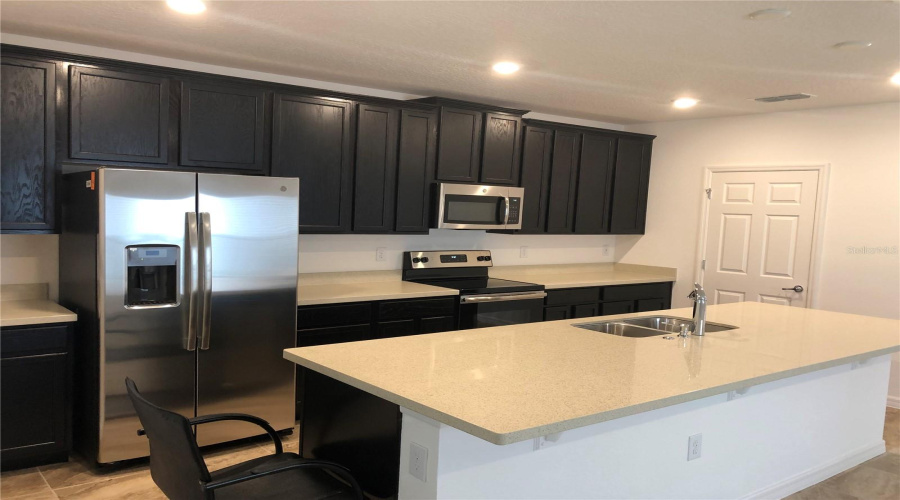 DAVENPORT, Florida 33897, 4 Bedrooms Bedrooms, ,2 BathroomsBathrooms,Residential,For Sale,OGELTHORPE,0,MFRO6336423