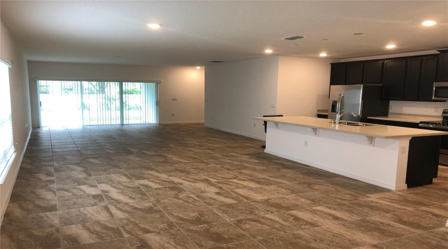 DAVENPORT, Florida 33897, 4 Bedrooms Bedrooms, ,2 BathroomsBathrooms,Residential,For Sale,OGELTHORPE,0,MFRO6336423