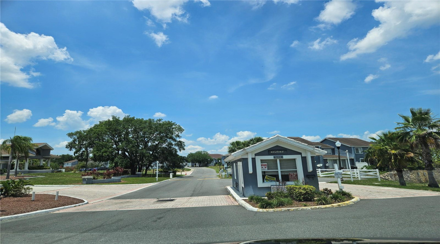 HOA Entrance
