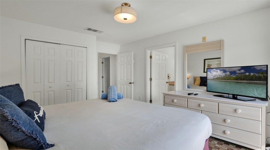 KISSIMMEE, Florida 34746, 3 Bedrooms Bedrooms, ,2 BathroomsBathrooms,Residential,For Sale,PARK RIDGE,0,MFRO6336254