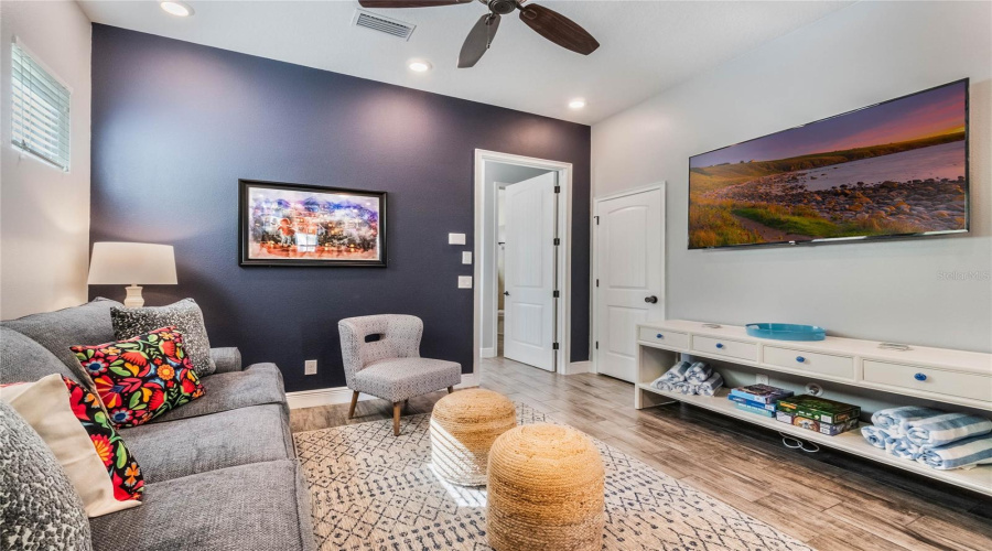 KISSIMMEE, Florida 34747, 3 Bedrooms Bedrooms, ,3 BathroomsBathrooms,Residential,For Sale,SANDY TOES,0,MFRS5132625