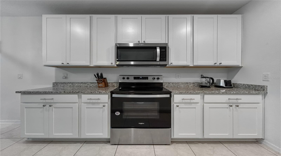 DAVENPORT, Florida 33896, 4 Bedrooms Bedrooms, ,3 BathroomsBathrooms,Residential,For Sale,VISTA VILLAGES,0,MFRTB8418338