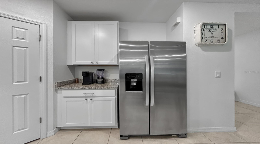 DAVENPORT, Florida 33896, 4 Bedrooms Bedrooms, ,3 BathroomsBathrooms,Residential,For Sale,VISTA VILLAGES,0,MFRTB8418338