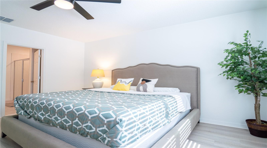DAVENPORT, Florida 33896, 4 Bedrooms Bedrooms, ,3 BathroomsBathrooms,Residential,For Sale,VISTA VILLAGES,0,MFRTB8418338