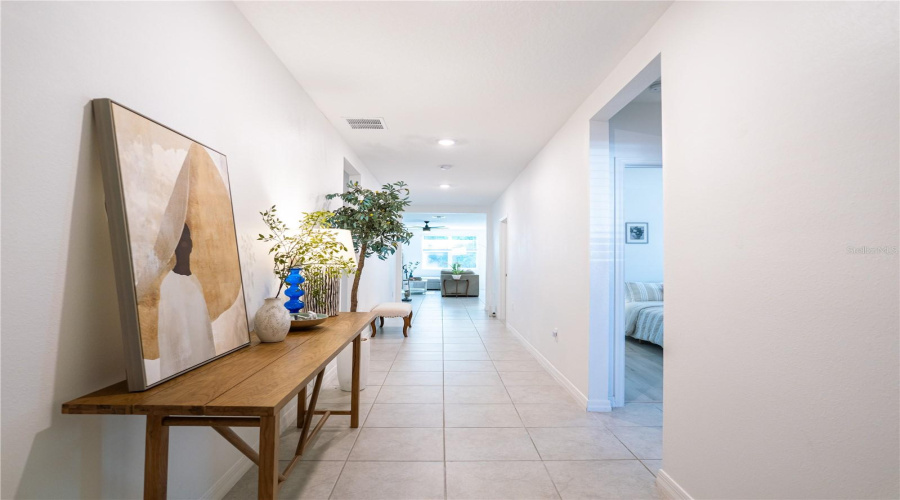 DAVENPORT, Florida 33896, 4 Bedrooms Bedrooms, ,3 BathroomsBathrooms,Residential,For Sale,VISTA VILLAGES,0,MFRTB8418338