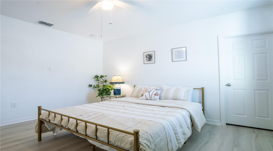 DAVENPORT, Florida 33896, 4 Bedrooms Bedrooms, ,3 BathroomsBathrooms,Residential,For Sale,VISTA VILLAGES,0,MFRTB8418338