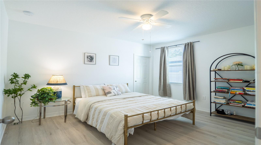DAVENPORT, Florida 33896, 4 Bedrooms Bedrooms, ,3 BathroomsBathrooms,Residential,For Sale,VISTA VILLAGES,0,MFRTB8418338
