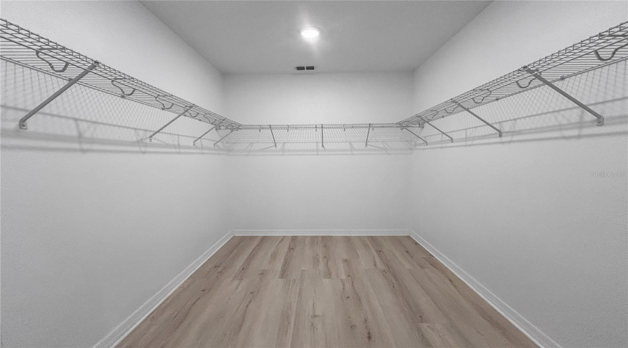 DAVENPORT, Florida 33896, 4 Bedrooms Bedrooms, ,3 BathroomsBathrooms,Residential,For Sale,VISTA VILLAGES,0,MFRTB8418338