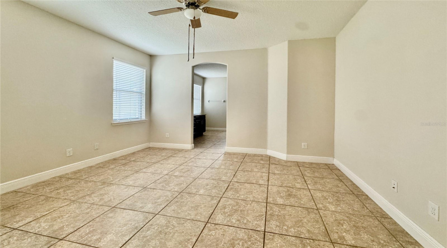 DAVENPORT, Florida 33896, 4 Bedrooms Bedrooms, ,3 BathroomsBathrooms,Residential,For Sale,ROSEVILLE,0,MFRO6335785