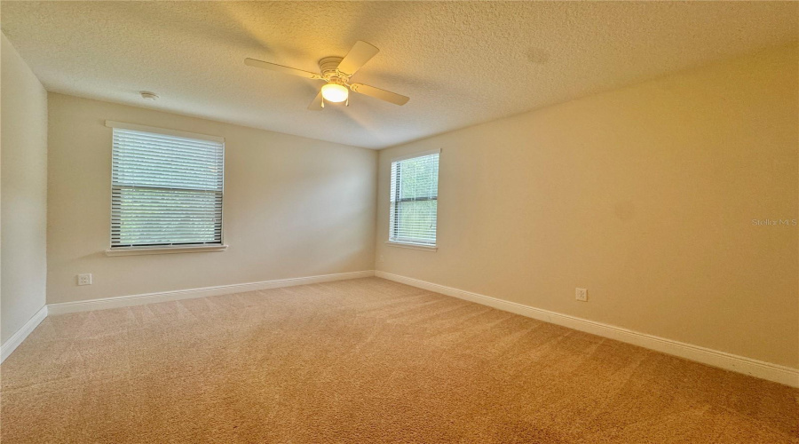 DAVENPORT, Florida 33896, 4 Bedrooms Bedrooms, ,3 BathroomsBathrooms,Residential,For Sale,ROSEVILLE,0,MFRO6335785