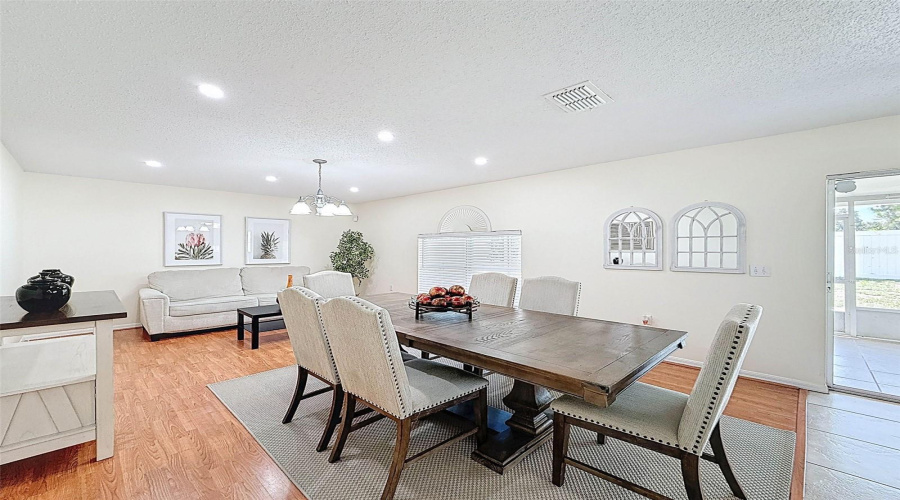 DAVENPORT, Florida 33837, 4 Bedrooms Bedrooms, ,2 BathroomsBathrooms,Residential,For Sale,LOBELIA,0,MFRO6336535