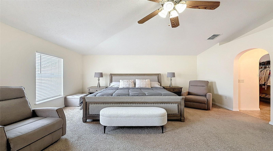 DAVENPORT, Florida 33837, 4 Bedrooms Bedrooms, ,2 BathroomsBathrooms,Residential,For Sale,LOBELIA,0,MFRO6336535