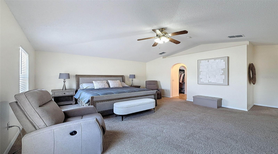 DAVENPORT, Florida 33837, 4 Bedrooms Bedrooms, ,2 BathroomsBathrooms,Residential,For Sale,LOBELIA,0,MFRO6336535