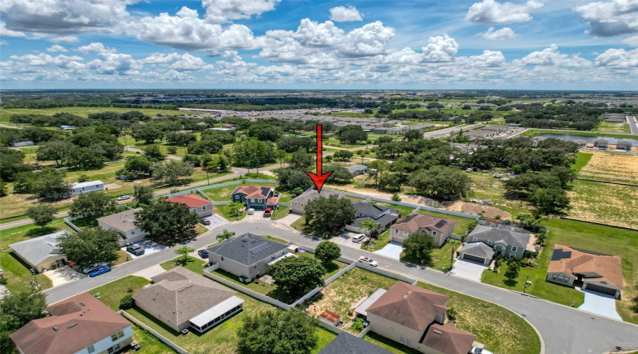 DAVENPORT, Florida 33837, 4 Bedrooms Bedrooms, ,2 BathroomsBathrooms,Residential,For Sale,LOBELIA,0,MFRO6336535