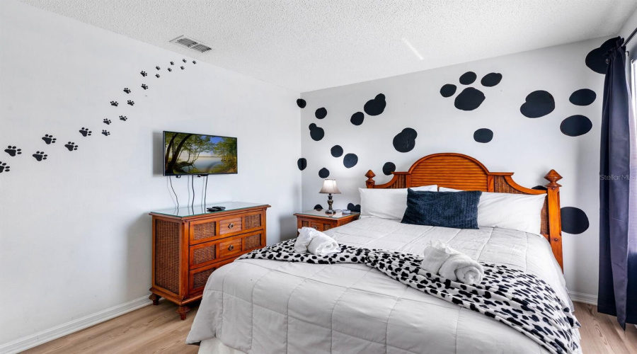 KISSIMMEE, Florida 34747, 7 Bedrooms Bedrooms, ,4 BathroomsBathrooms,Residential,For Sale,SUNRISE KEY,0,MFRS5132866