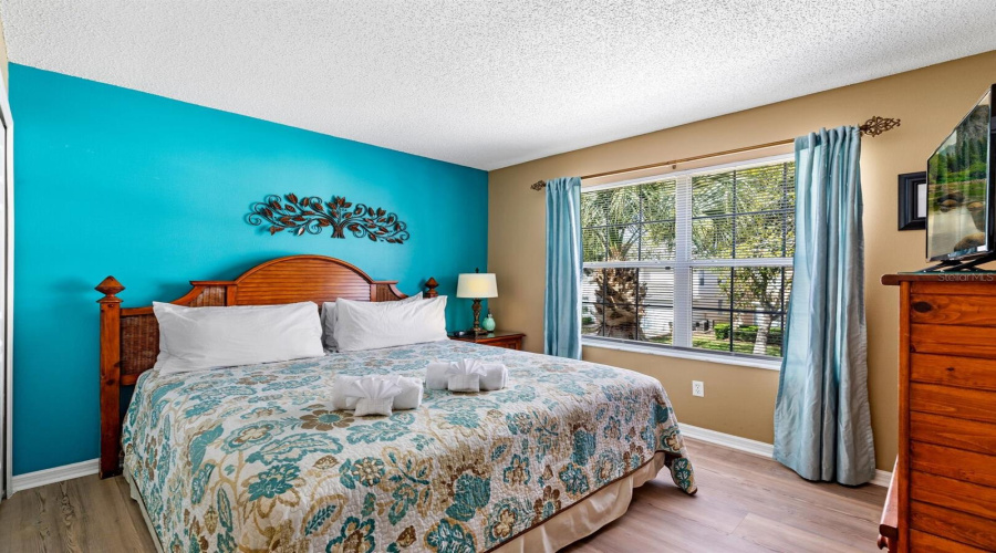 KISSIMMEE, Florida 34747, 7 Bedrooms Bedrooms, ,4 BathroomsBathrooms,Residential,For Sale,SUNRISE KEY,0,MFRS5132866