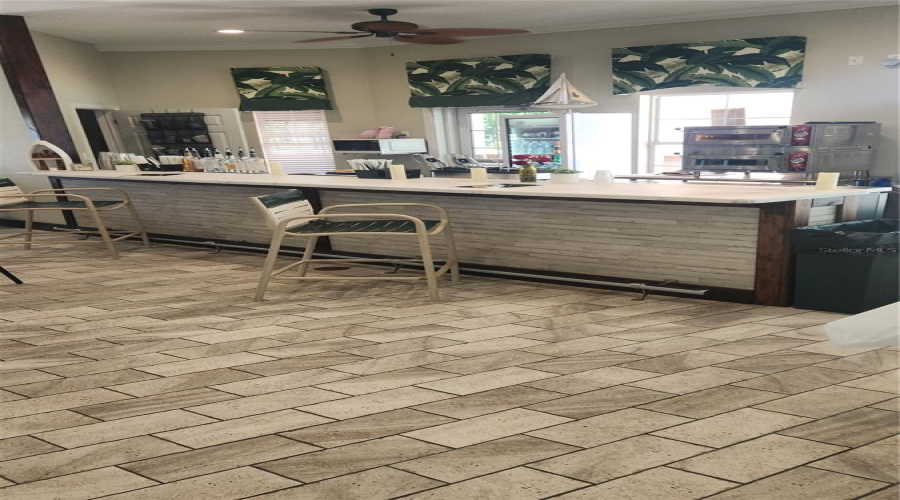 Clubhouse Bar with Food