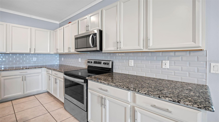 DAVENPORT, Florida 33837, 4 Bedrooms Bedrooms, ,2 BathroomsBathrooms,Residential,For Sale,DISA DRIVE,0,MFRS5129857