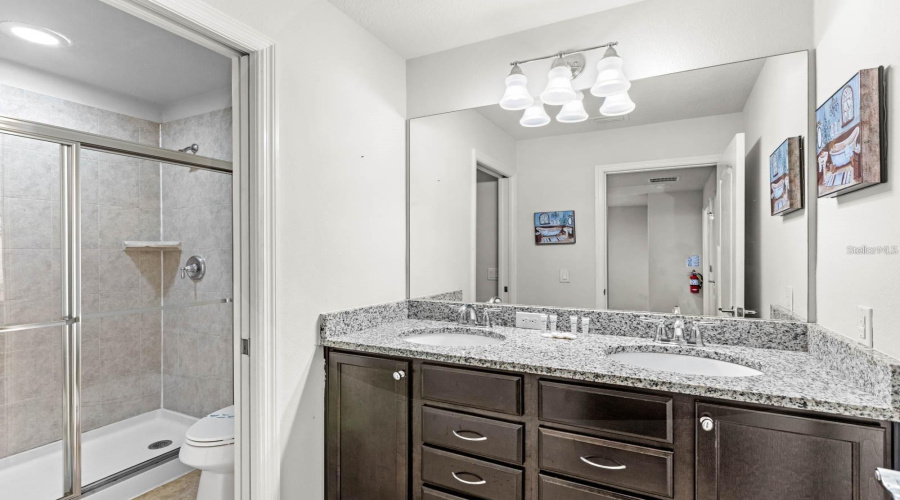 KISSIMMEE, Florida 34747, 5 Bedrooms Bedrooms, ,4 BathroomsBathrooms,Residential,For Sale,MAJORCA DRIVE,0,MFRS5132275