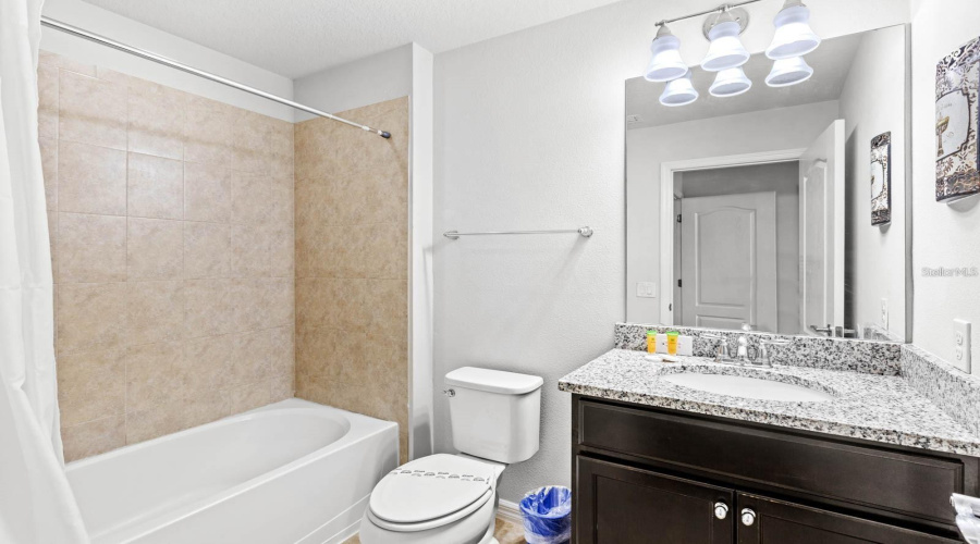KISSIMMEE, Florida 34747, 5 Bedrooms Bedrooms, ,4 BathroomsBathrooms,Residential,For Sale,MAJORCA DRIVE,0,MFRS5132275