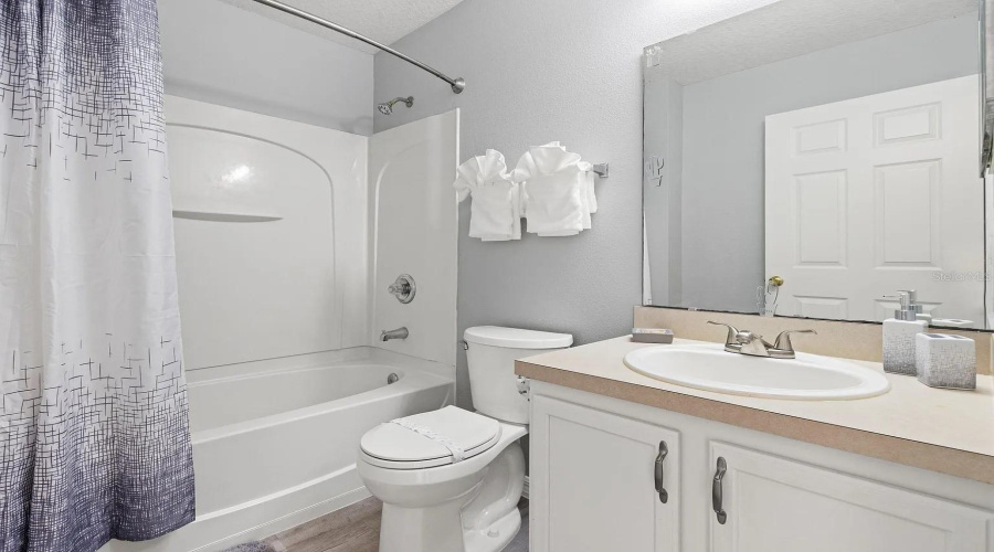 DAVENPORT, Florida 33897, 3 Bedrooms Bedrooms, ,2 BathroomsBathrooms,Residential,For Sale,ELDERBERRY,0,MFRO6336261