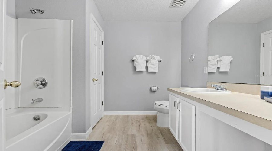 DAVENPORT, Florida 33897, 3 Bedrooms Bedrooms, ,2 BathroomsBathrooms,Residential,For Sale,ELDERBERRY,0,MFRO6336261