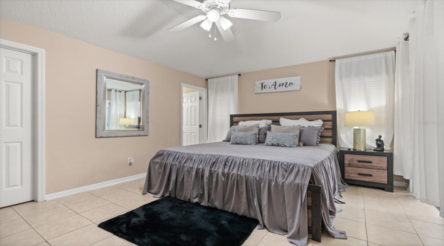 DAVENPORT, Florida 33897, 4 Bedrooms Bedrooms, ,3 BathroomsBathrooms,Residential,For Sale,CORDOVA,0,MFRG5100945