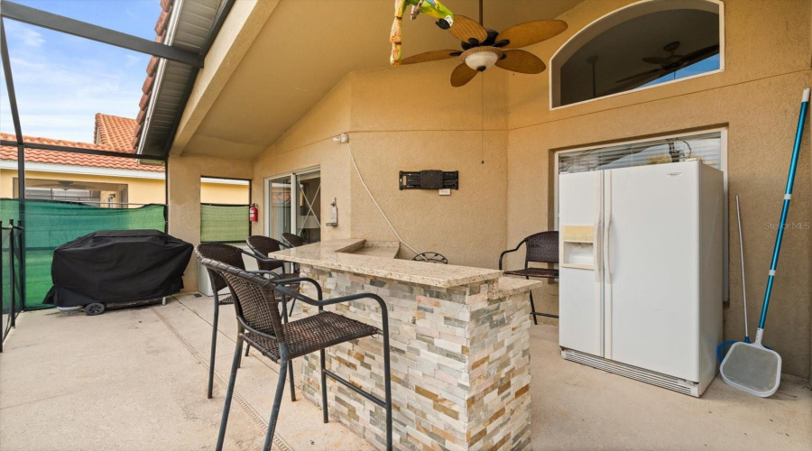 DAVENPORT, Florida 33897, 4 Bedrooms Bedrooms, ,3 BathroomsBathrooms,Residential,For Sale,CORDOVA,0,MFRG5100945