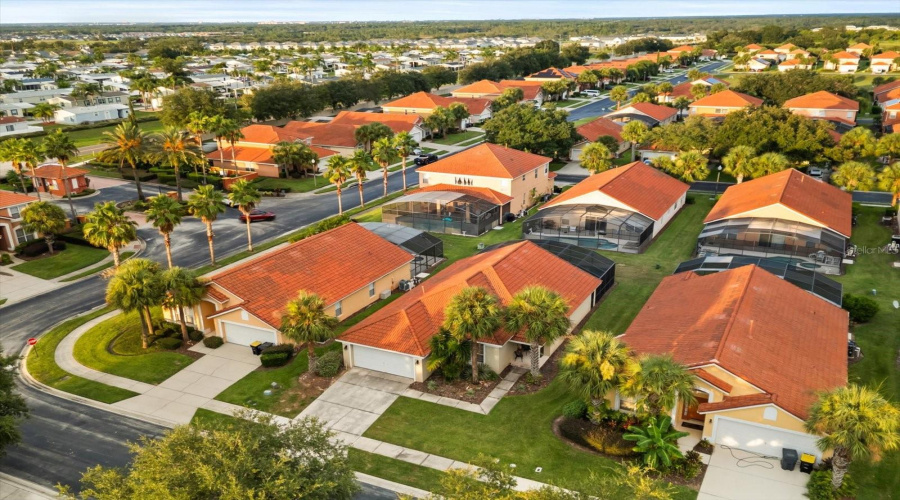 DAVENPORT, Florida 33897, 4 Bedrooms Bedrooms, ,3 BathroomsBathrooms,Residential,For Sale,CORDOVA,0,MFRG5100945