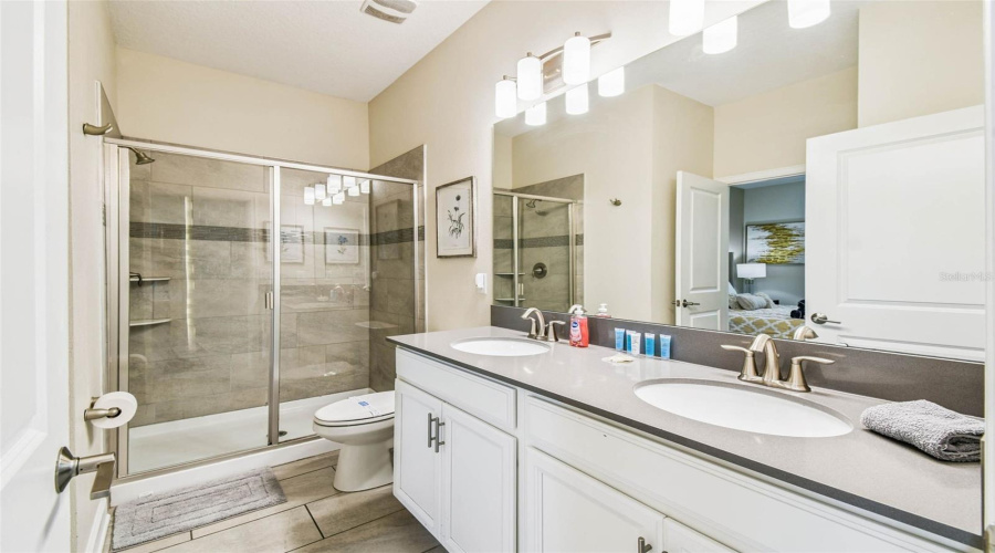 DAVENPORT, Florida 33896, 9 Bedrooms Bedrooms, ,5 BathroomsBathrooms,Residential,For Sale,CRUDEN BAY,0,MFRO6336651