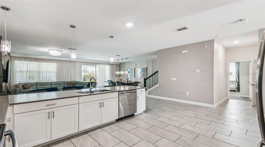 DAVENPORT, Florida 33896, 9 Bedrooms Bedrooms, ,5 BathroomsBathrooms,Residential,For Sale,CRUDEN BAY,0,MFRO6336651