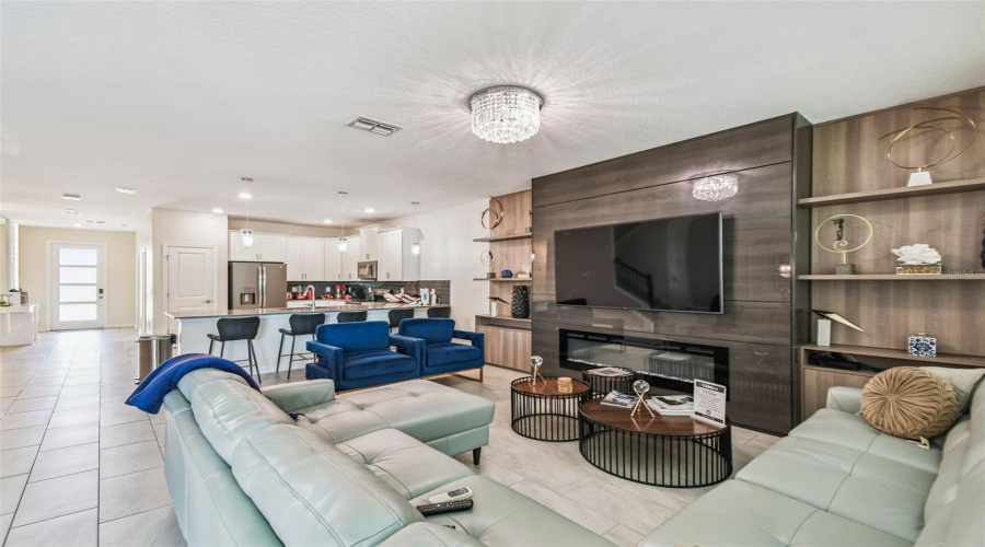 DAVENPORT, Florida 33896, 9 Bedrooms Bedrooms, ,5 BathroomsBathrooms,Residential,For Sale,CRUDEN BAY,0,MFRO6336651