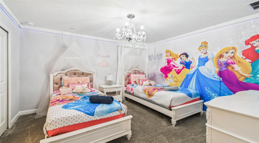 DAVENPORT, Florida 33896, 9 Bedrooms Bedrooms, ,5 BathroomsBathrooms,Residential,For Sale,CRUDEN BAY,0,MFRO6336651