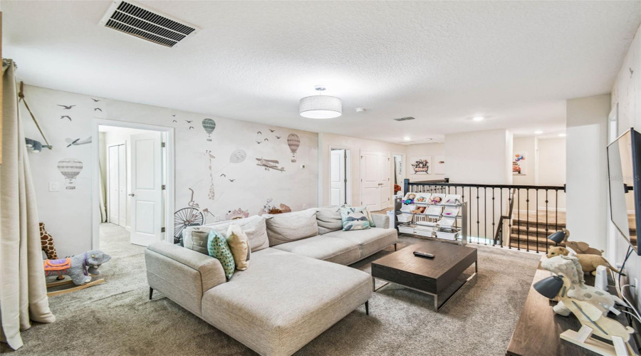 DAVENPORT, Florida 33896, 9 Bedrooms Bedrooms, ,5 BathroomsBathrooms,Residential,For Sale,CRUDEN BAY,0,MFRO6336651