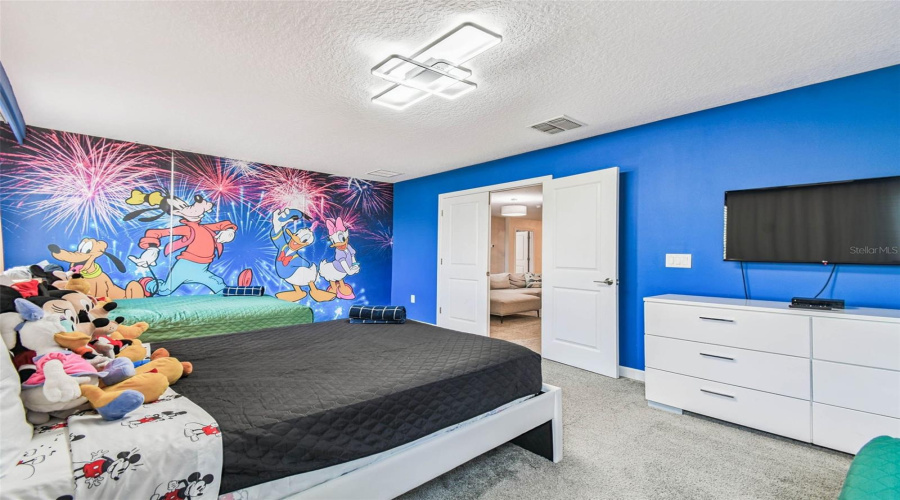 DAVENPORT, Florida 33896, 9 Bedrooms Bedrooms, ,5 BathroomsBathrooms,Residential,For Sale,CRUDEN BAY,0,MFRO6336651