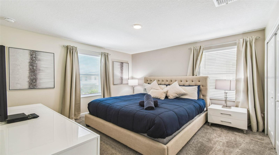 DAVENPORT, Florida 33896, 9 Bedrooms Bedrooms, ,5 BathroomsBathrooms,Residential,For Sale,CRUDEN BAY,0,MFRO6336651