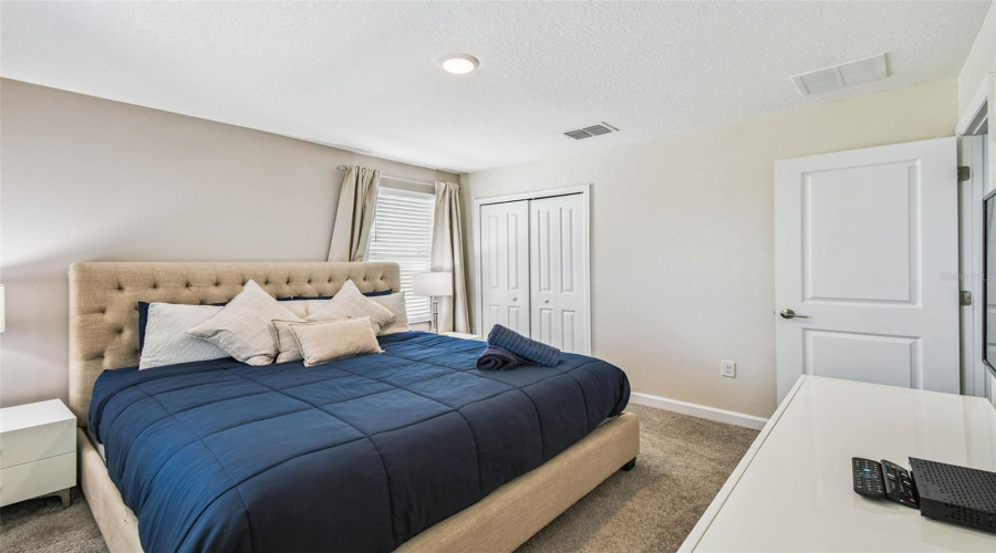 DAVENPORT, Florida 33896, 9 Bedrooms Bedrooms, ,5 BathroomsBathrooms,Residential,For Sale,CRUDEN BAY,0,MFRO6336651