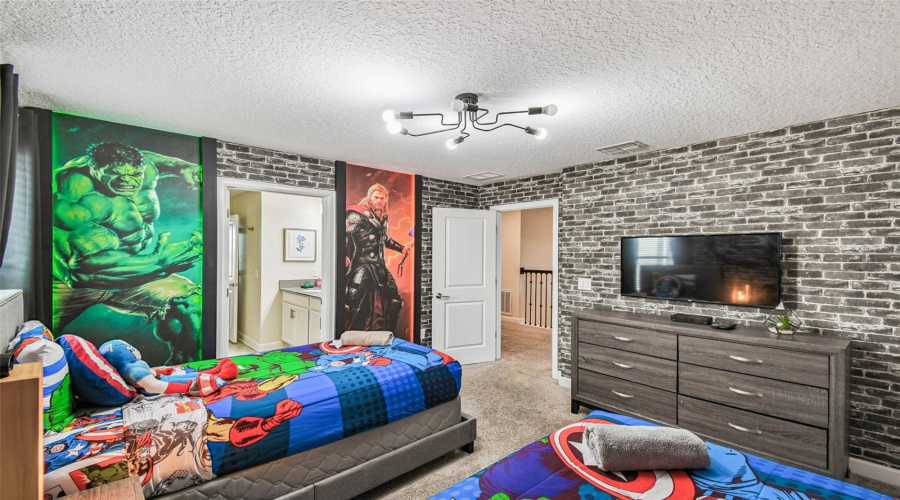 DAVENPORT, Florida 33896, 9 Bedrooms Bedrooms, ,5 BathroomsBathrooms,Residential,For Sale,CRUDEN BAY,0,MFRO6336651