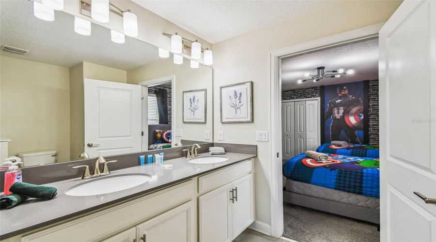 DAVENPORT, Florida 33896, 9 Bedrooms Bedrooms, ,5 BathroomsBathrooms,Residential,For Sale,CRUDEN BAY,0,MFRO6336651