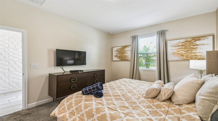 DAVENPORT, Florida 33896, 9 Bedrooms Bedrooms, ,5 BathroomsBathrooms,Residential,For Sale,CRUDEN BAY,0,MFRO6336651