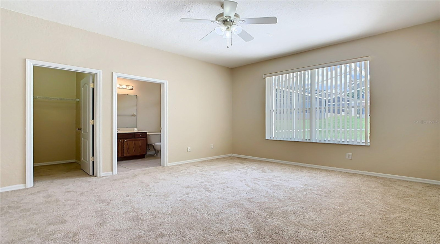 DAVENPORT, Florida 33897, 4 Bedrooms Bedrooms, ,2 BathroomsBathrooms,Residential,For Sale,HAMPTON,0,MFRO6335809