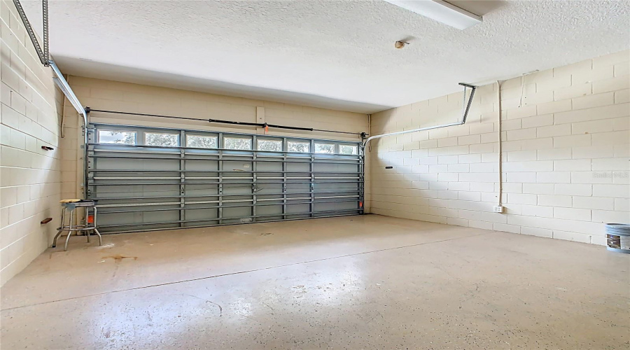 DAVENPORT, Florida 33897, 4 Bedrooms Bedrooms, ,2 BathroomsBathrooms,Residential,For Sale,HAMPTON,0,MFRO6335809