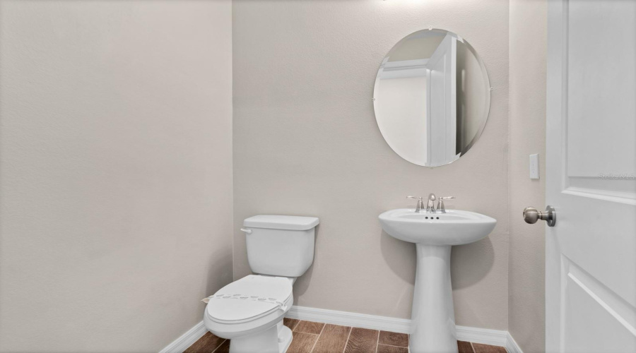 KISSIMMEE, Florida 34746, 5 Bedrooms Bedrooms, ,4 BathroomsBathrooms,Residential,For Sale,BOWFIN,0,MFRS5110477