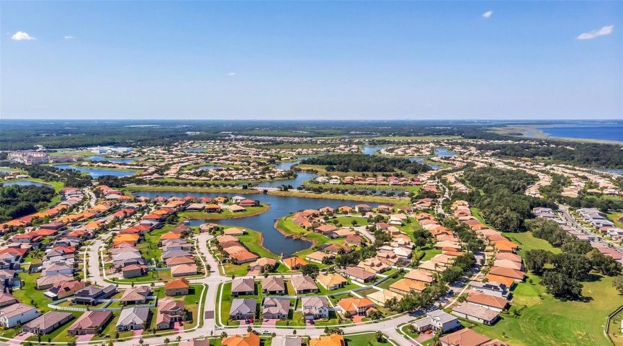 KISSIMMEE, Florida 34746, 5 Bedrooms Bedrooms, ,4 BathroomsBathrooms,Residential,For Sale,BOWFIN,0,MFRS5110477