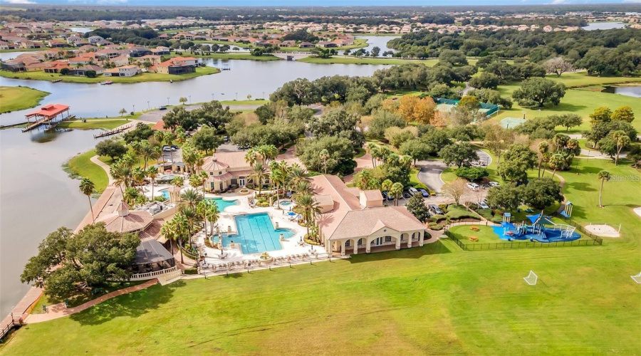 KISSIMMEE, Florida 34746, 5 Bedrooms Bedrooms, ,4 BathroomsBathrooms,Residential,For Sale,BOWFIN,0,MFRS5110477