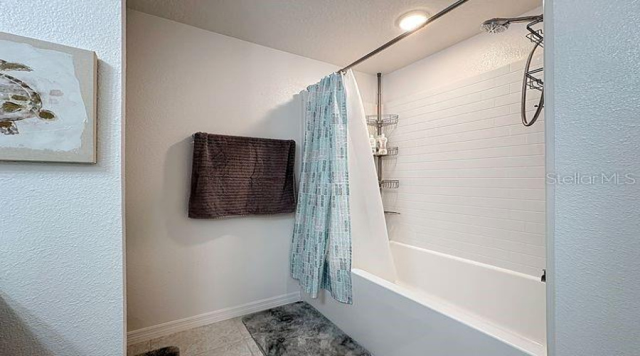KISSIMMEE, Florida 34746, 4 Bedrooms Bedrooms, ,2 BathroomsBathrooms,Residential,For Sale,CANYON BREEZE,0,MFRO6336720