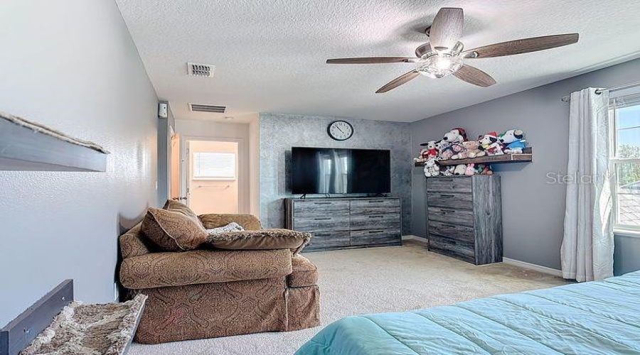 KISSIMMEE, Florida 34746, 4 Bedrooms Bedrooms, ,2 BathroomsBathrooms,Residential,For Sale,CANYON BREEZE,0,MFRO6336720