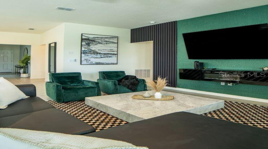 DAVENPORT, Florida 33837, 6 Bedrooms Bedrooms, ,5 BathroomsBathrooms,Residential,For Sale,OAK REFLECTION,0,MFRO6334424