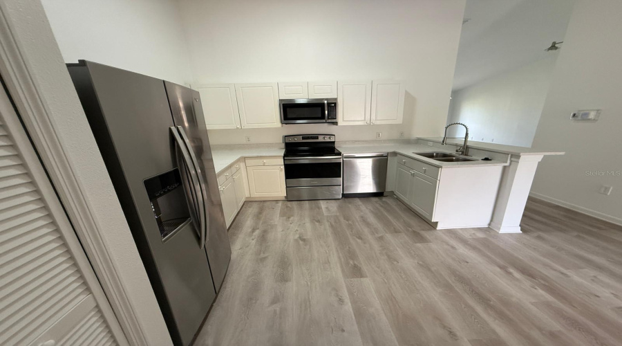 KISSIMMEE, Florida 34746, 3 Bedrooms Bedrooms, ,2 BathroomsBathrooms,Residential,For Sale,CLUB CORTILE,0,MFRS5132951